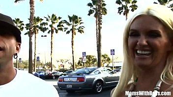 play Participez au casting xxx avec une milf sexy malade du pénis
