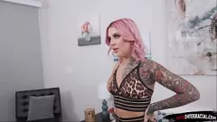 play Curvy Wife Luna Legend Can't Resist a Big Black Cock