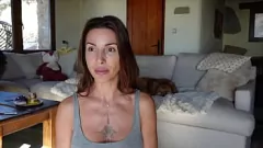 play Guía explícita del educador sexual Roxy Fox para citas y coquetear