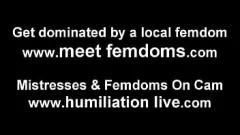 play Sesión de femdom bdsm: convertirlo en una mariquita